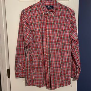 Vineyard Vines button down shirt